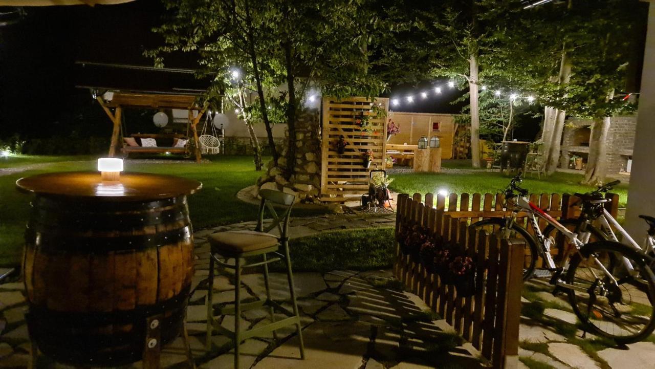B&B Plitvice Holiday Lodge Plitvicka Jezera Ngoại thất bức ảnh